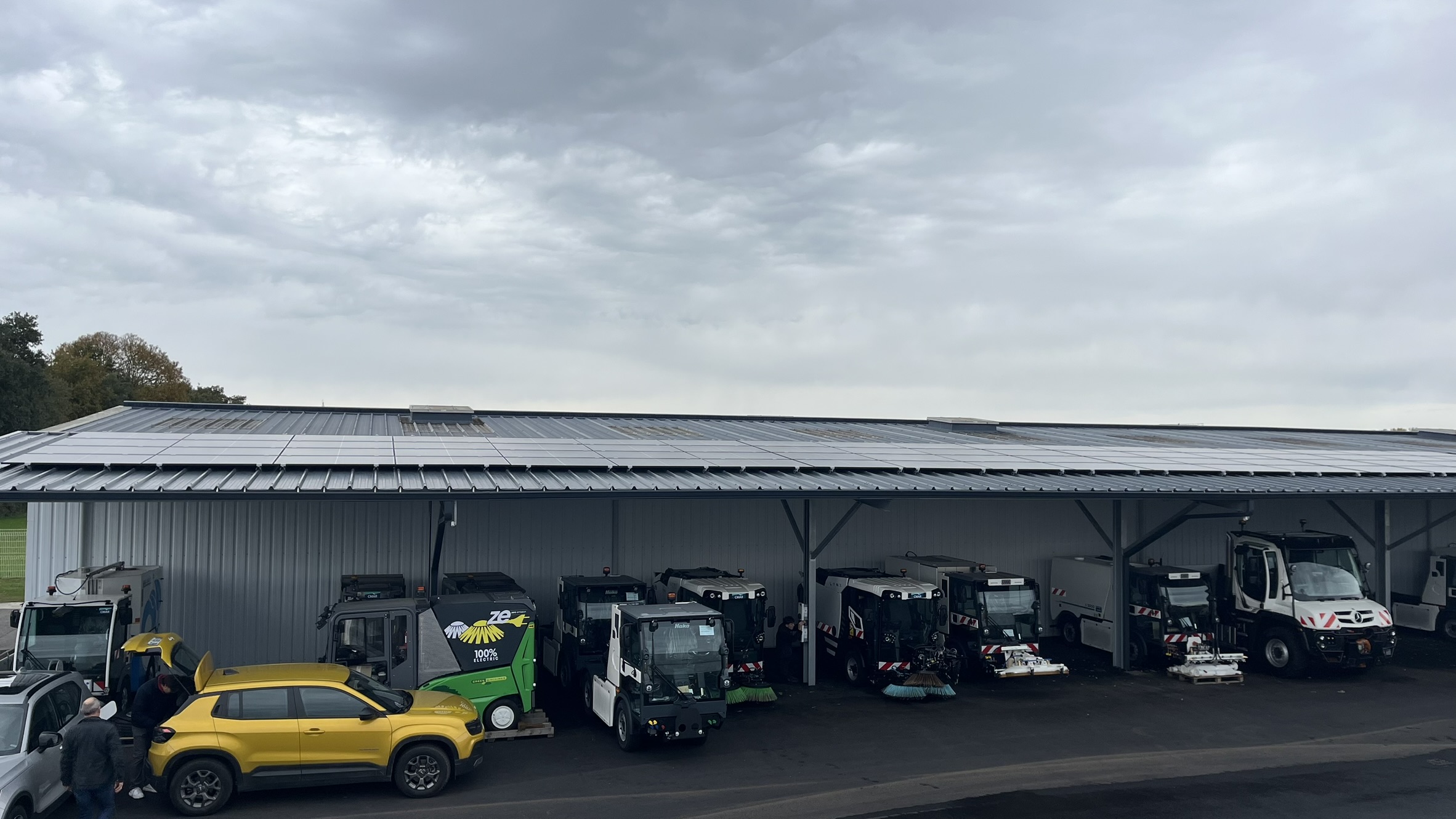 PANNEAUX SOLAIRES SUR AUVENT ATEBI installation bornes recharge CMAR Durtal